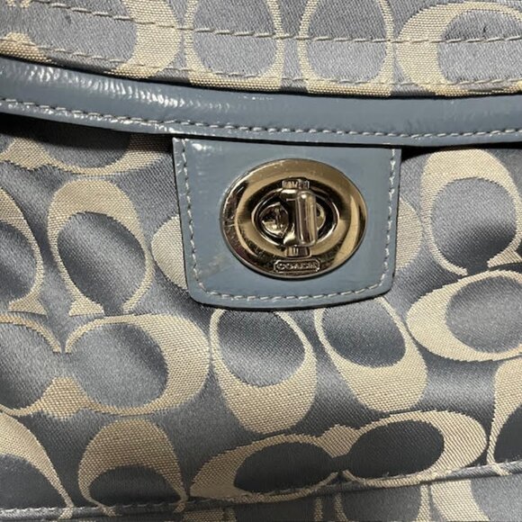 Coach Penelope Signature Bag with Patent Leather Trim - Picture 7 of 16